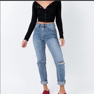 Mid wash Thrills distressed mom jean